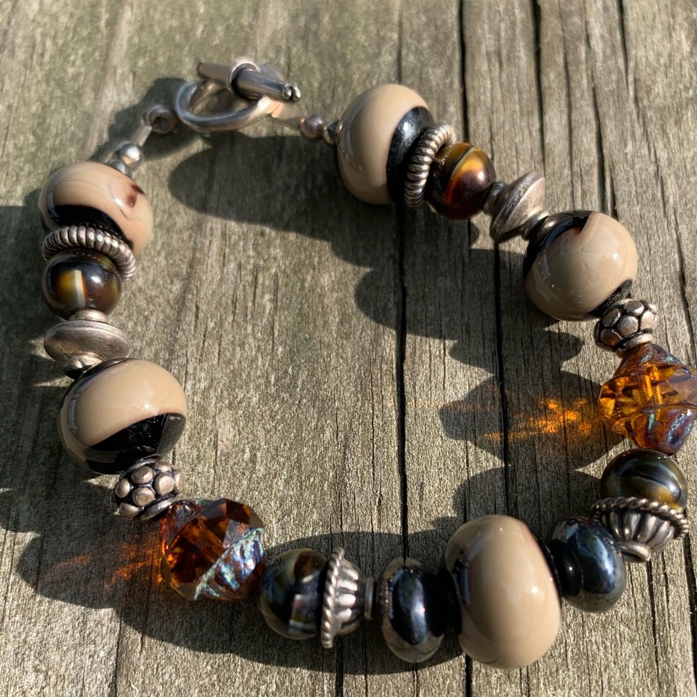 Lampwork/Czech Glass Bracelet silver toggle clasp.